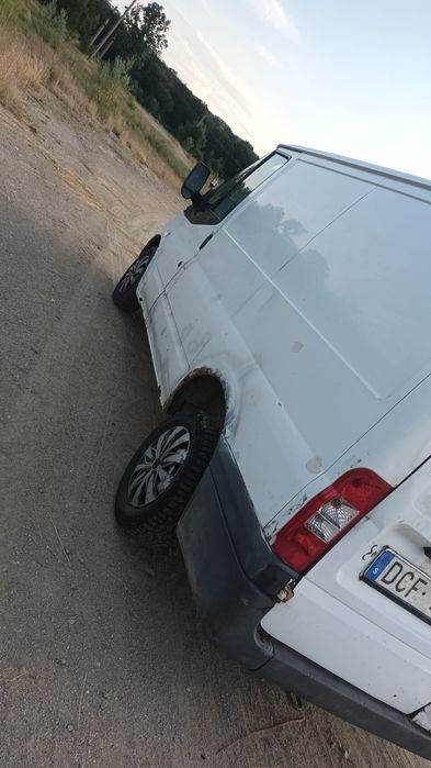 Dezembrez  Ford transit 2.2 disel motor top cu proba ,test .