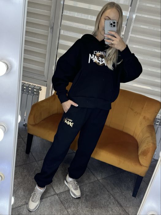 Черный спортивный костюм двойка