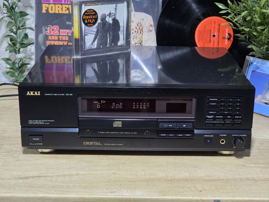 Cd player AKAI CD-55, ieșire opticala,  hifi audio stereo retro.