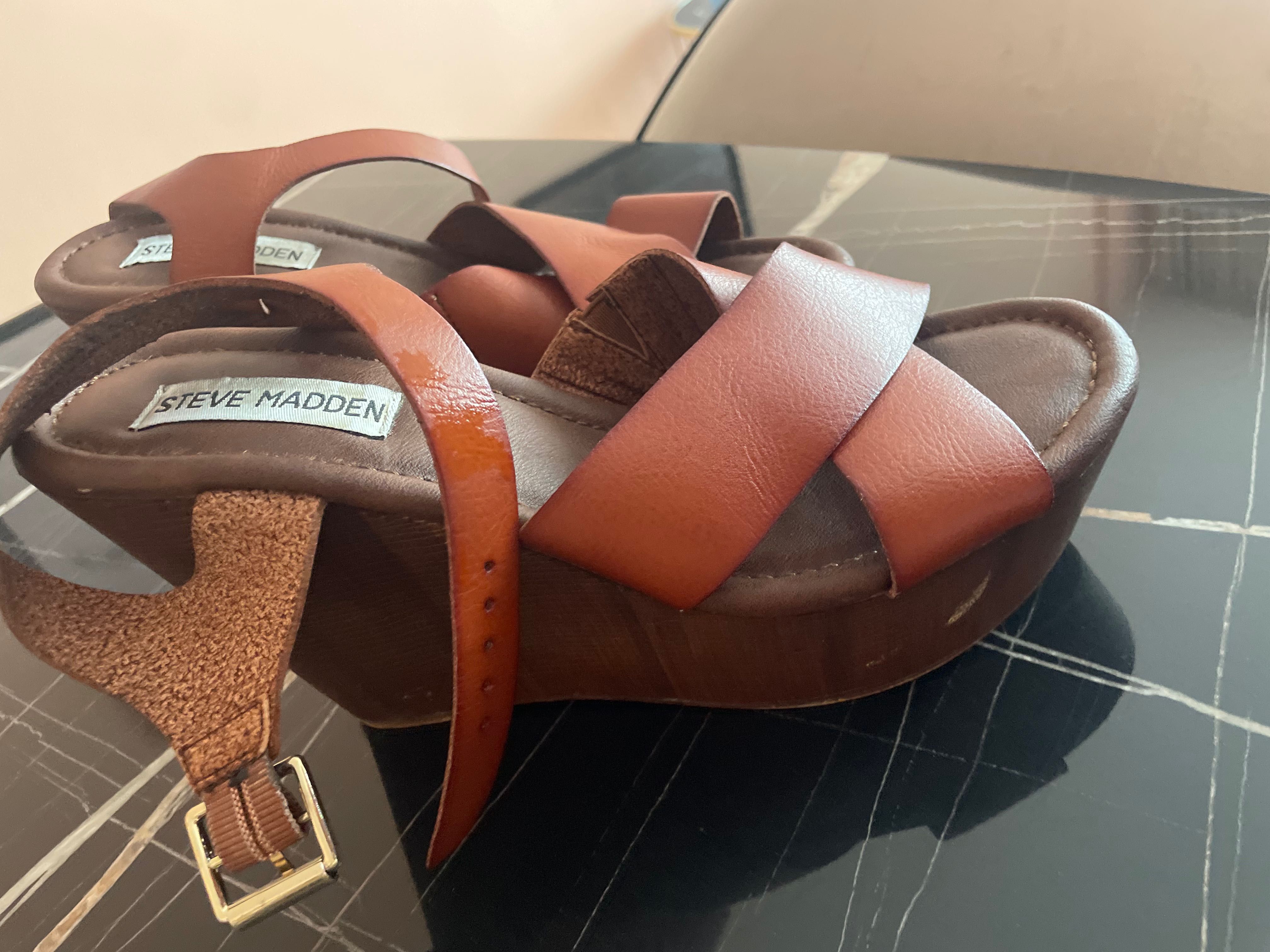 Steve Madden 37, сандали на платформа