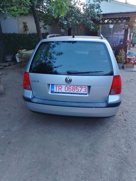 Dezmembrez golf 4 1.4/1.6 16v/ 1.6 SR cutie automata