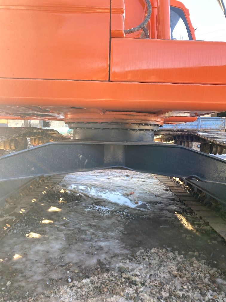 Продается гусеничный экскаватор доосан 225 (doosan)
