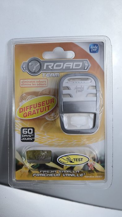 Ambipur Car (odorizant auto) foarte puternic și persistent