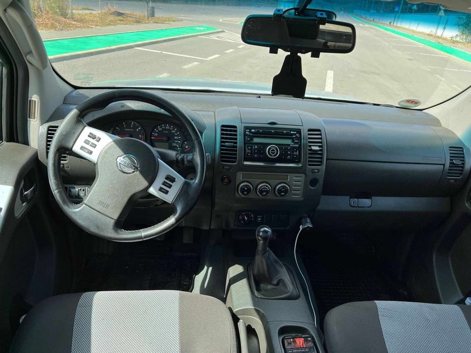 Vand Nissan navara motor 2.5 anul 2010 sau schimb cu lemn de foc 10
