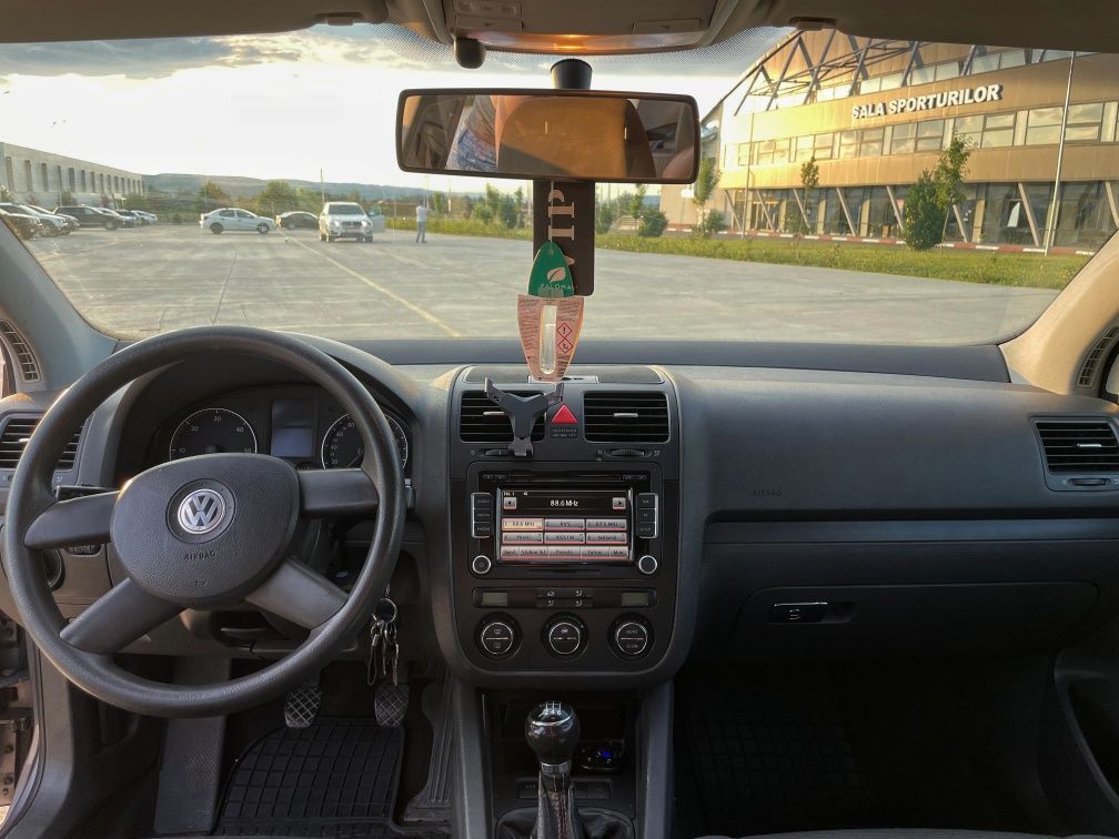 Golf 5 1.9 tdi 105cp
