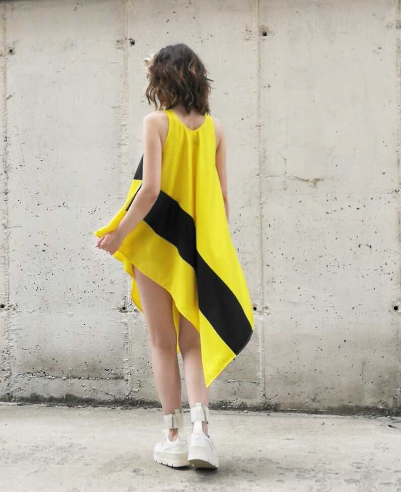 Жълт топ-рокля на Fabra moda studio