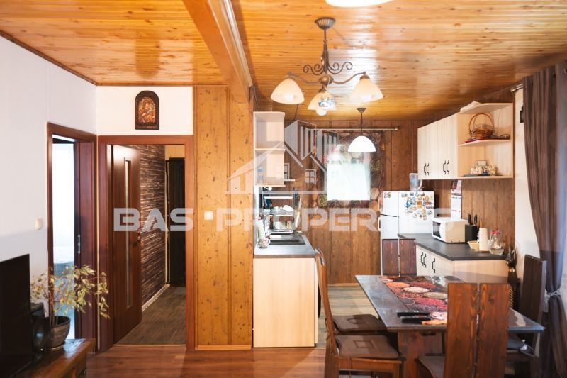 Продава се Къща в Банкя - 70 кв.м за 2286 €/кв.м - Снимка #2