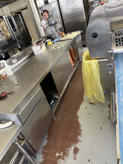 Mese inox patiserie/ brutarie