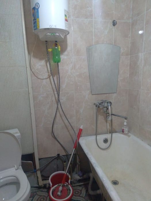 Сдаётся 1ком.кв.в районе Ж. Д поликлиники.