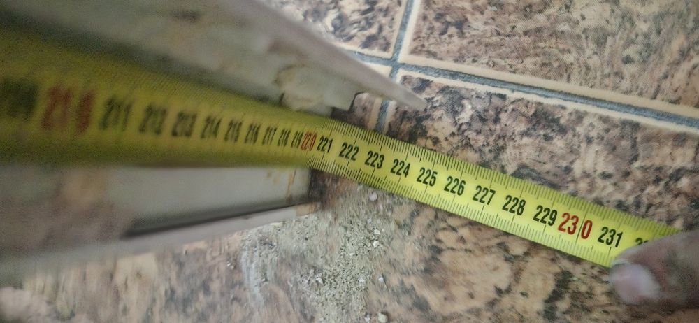 Алуминиева врата със стъклопакет