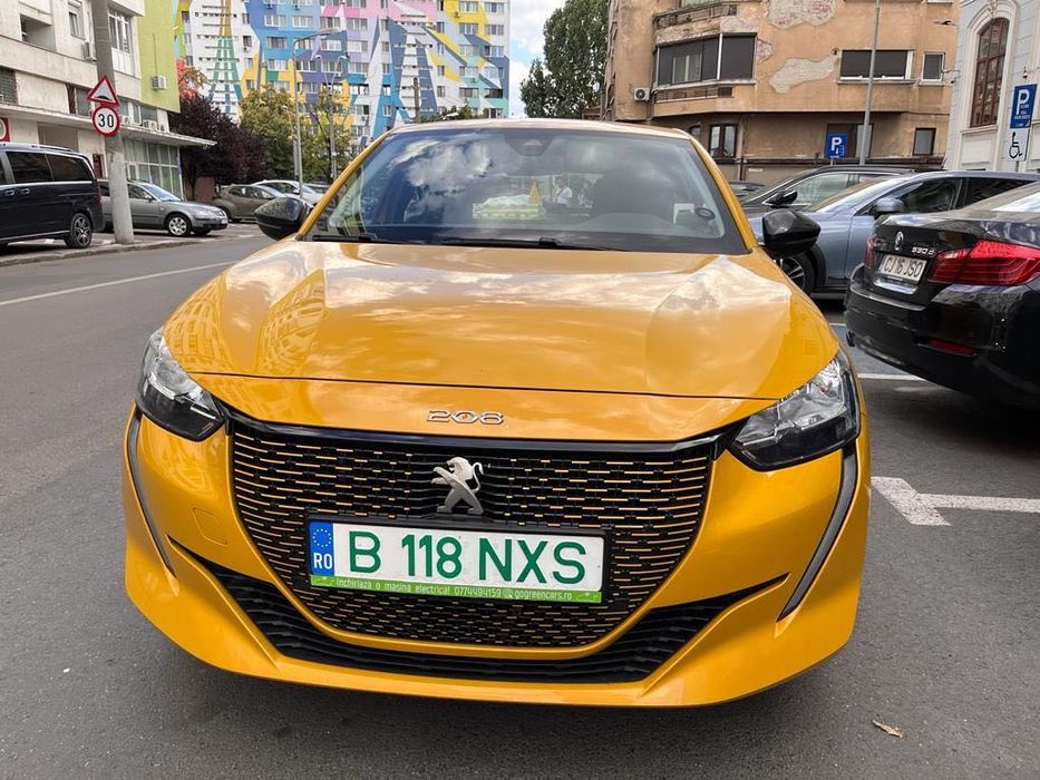Peugeot 208 de inchiriat pentru UBER/BOLT