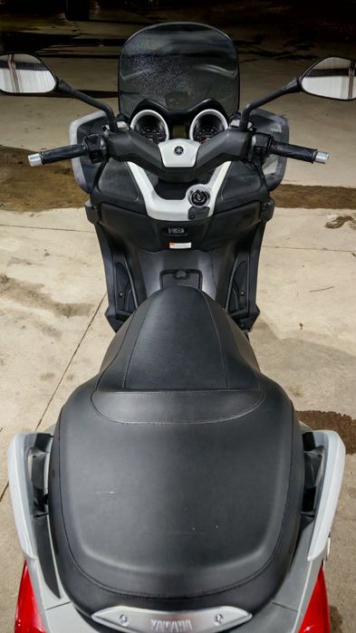 Yamaha x-max 250