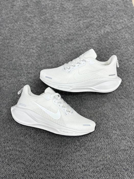 Nike Zoomx   boost