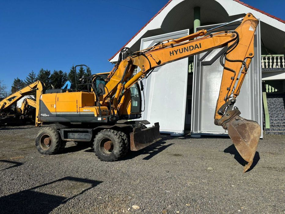 Excavator pe roti Hyundai Robex 140W - 9, 14 tone, 2010