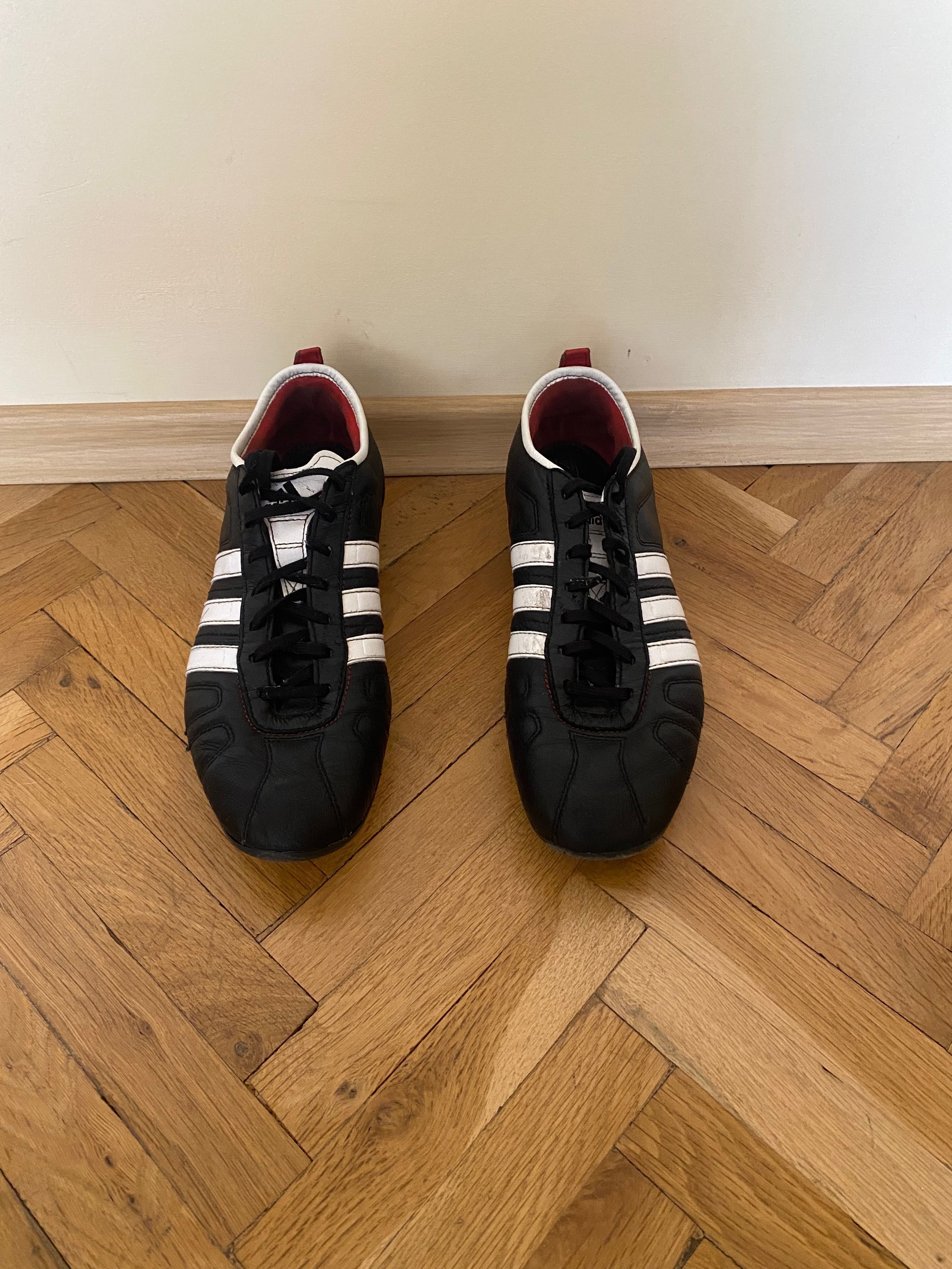Професионални футболни обувки Adidas adipure