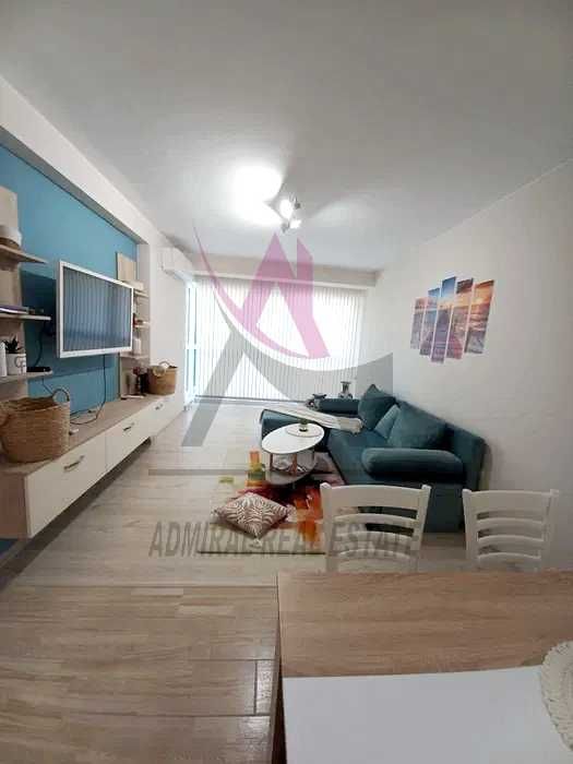 Дава се под наем Тристаен апартамент в Варна, Колхозен пазар - 86 кв.м за 525 € - Снимка #1