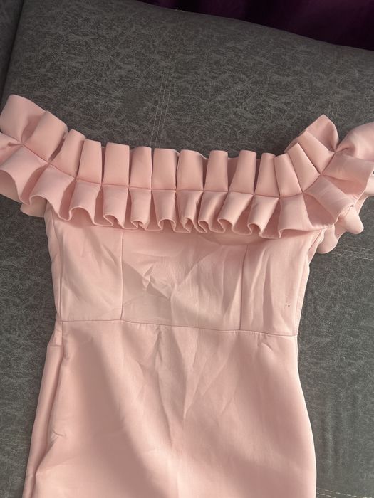 Платья розовый рр 44