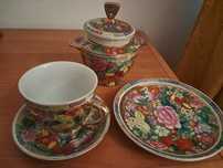 Set nou cești cafea, instrumente birou, ceas perete, troler