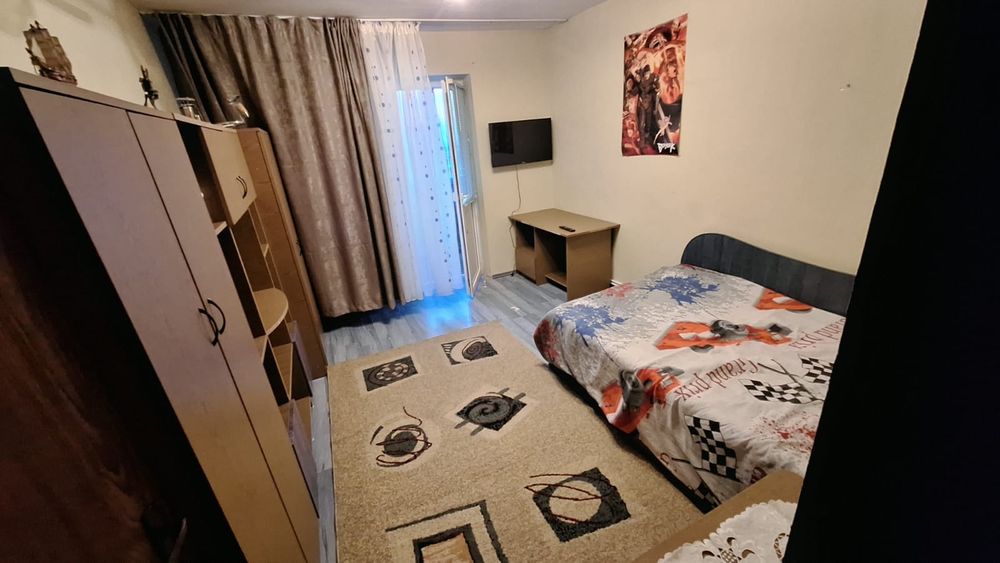 Inchiriez apartament 3 camere mobilat centrala AC mas spalat rufe vase