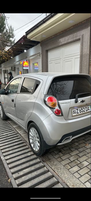 Spark 2011. 3 pozitsa mexanika kraska toza probeg71. 000