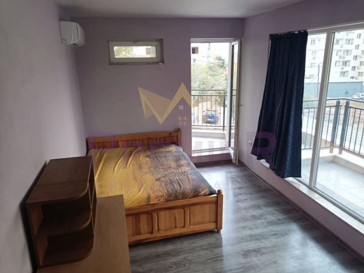 Двустаен апартамент в кв. Левски