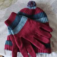 Комплект шапка и ръкавици, ватирани