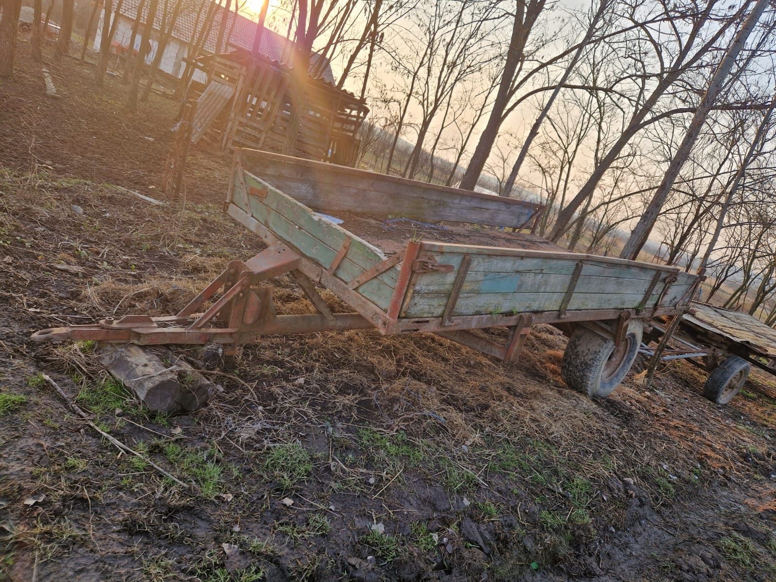 Vand remorca pentru tractor