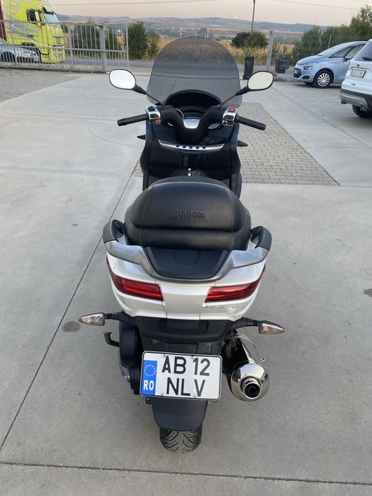 Vind Piaggio MP3 / 500