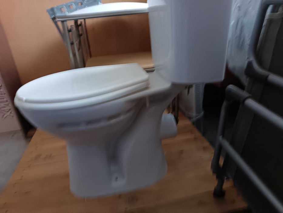 порцеланова мивка за баня и моноблок