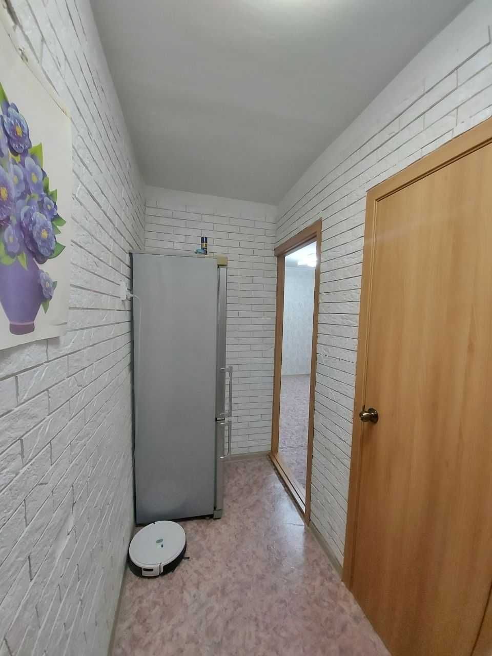 `ПРОДАМ 2 комн в центре Сортировки, дом Фудмарта, 4/5 этаж