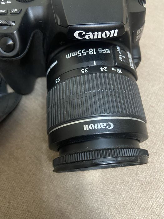 Canon Eos 250D 4K obiectiv 18:55 EF-S Impecabil ,sub 5000 cadre,ca nou