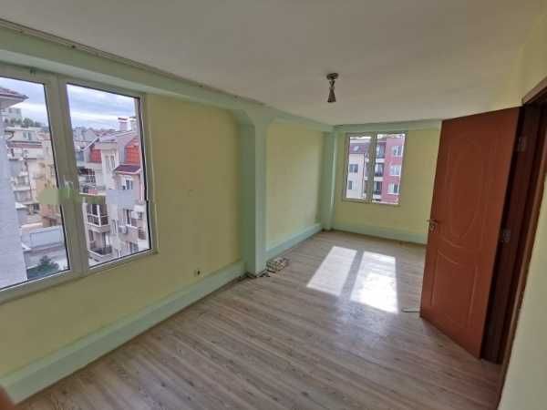 Продава се Тристаен апартамент в Пловдив, Младежки Хълм - 65 кв.м за 1539 €/кв.м - Снимка #3