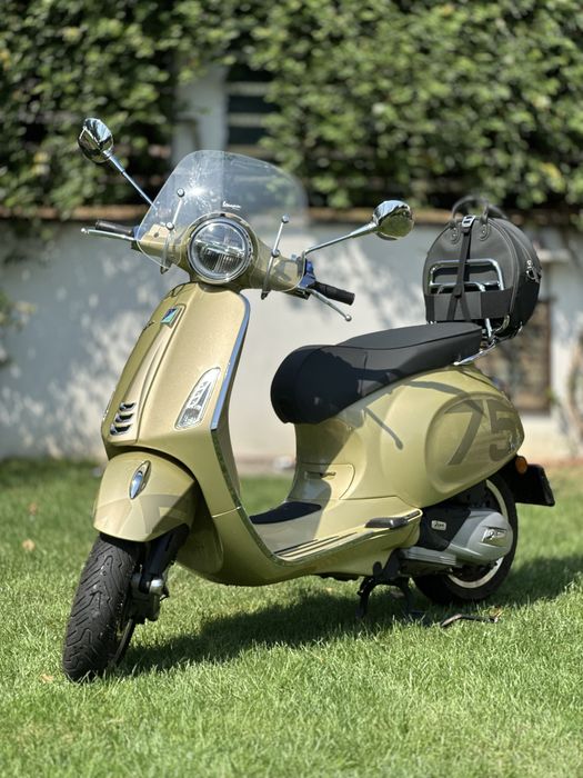 Vespa Primavera 75th - 125cc