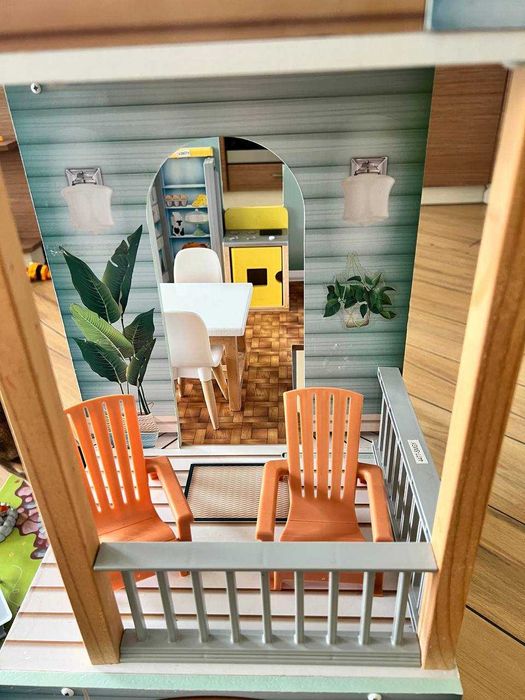 Продавам къщичка за кукли