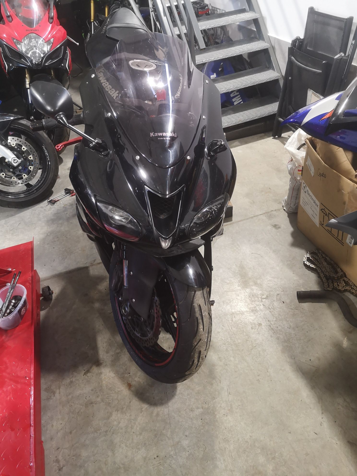 Kawasaki zx6r 2007 на части