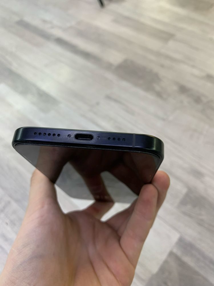 16 Pro Max 256 Gb