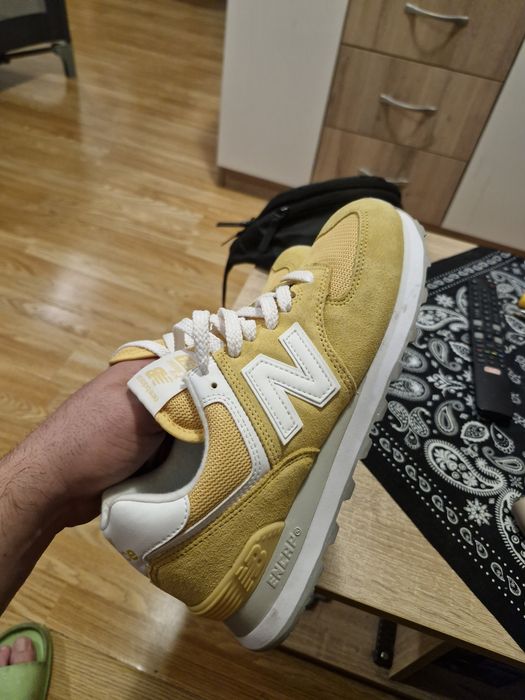 Маратонки New Balance