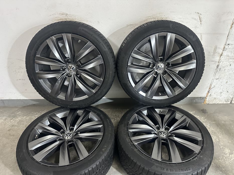 Jante 18 originale Vw Passat anvelope iarna +senzori