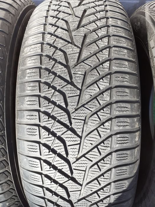 265/65/17,yokahama,8-9mm,dot 4216