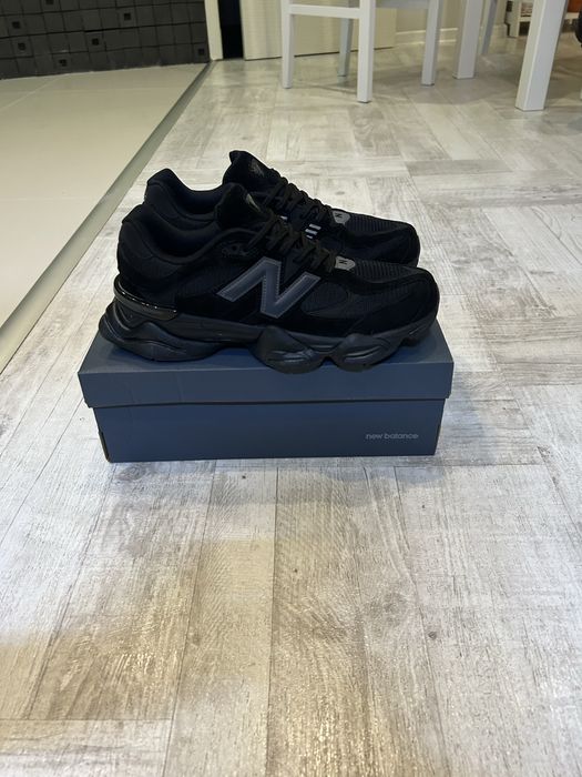 New Balance 9060 (black with black cement)