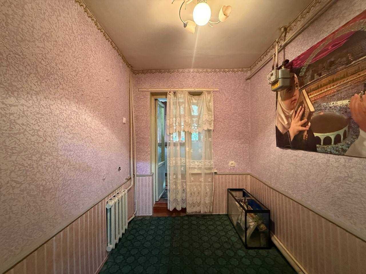 BUXORODA xonadon kvartira uy sotiladi 2 xonali 60m² 1-qavat.