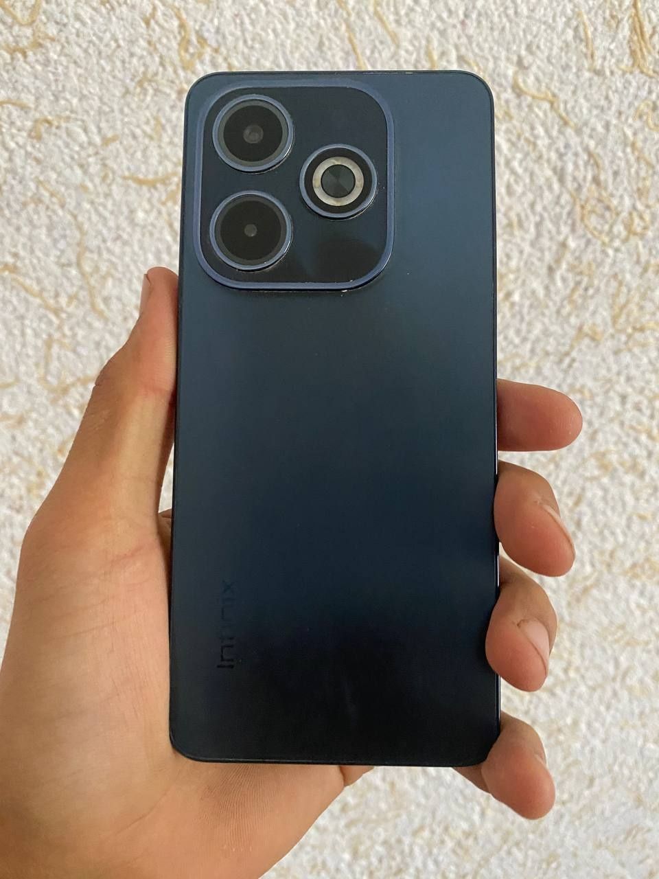 Sotiladi infinix Hot40 i