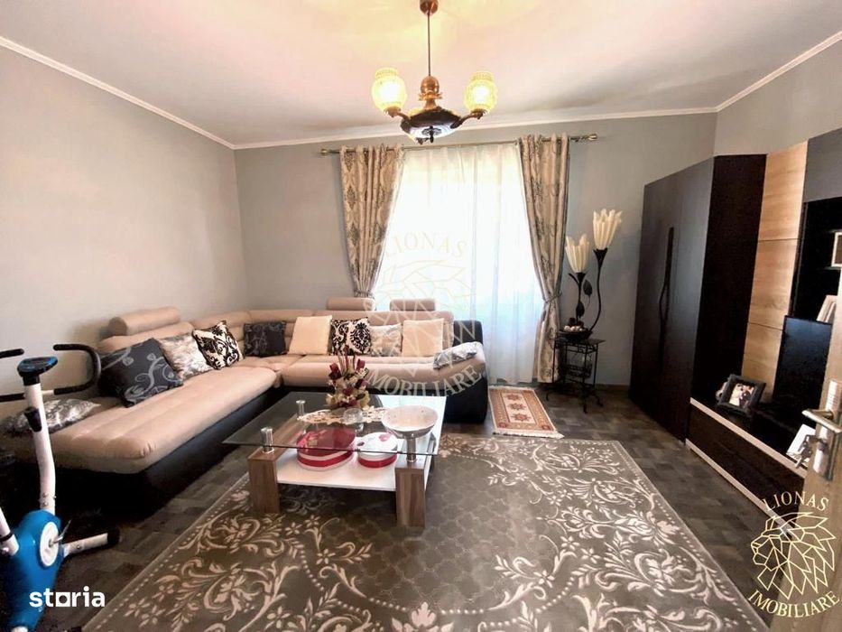 Casa 4 camere 170 mp-teren 1600 mp-terasa-gradina-Nasaud Central