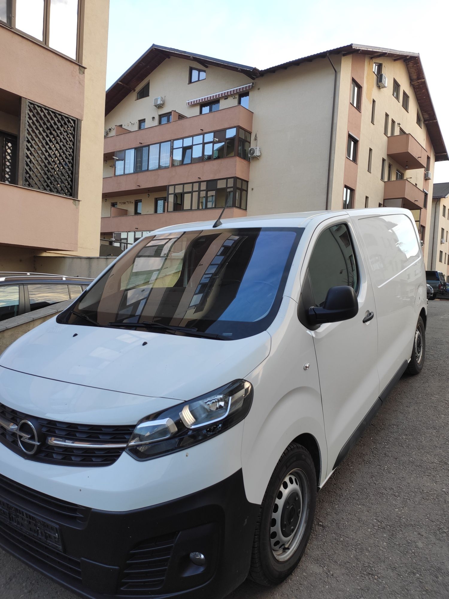 Opel vivaro 2020