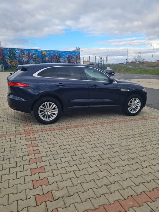 Vând Jaguar F - Pace 2019