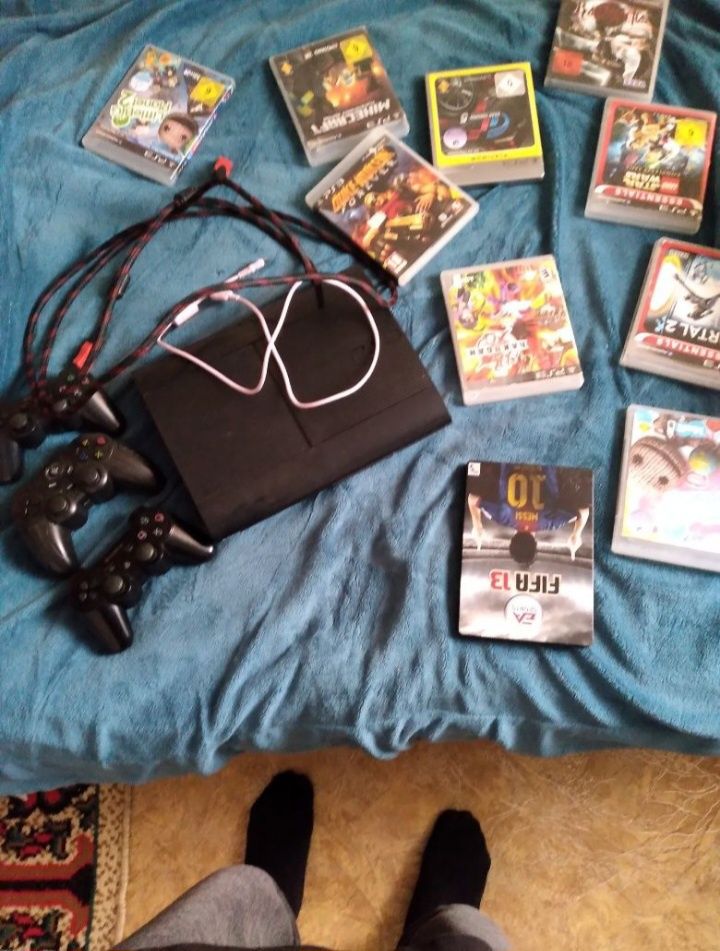 Приставка 500гиг с игроми