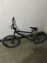 Vând bmx wipe negru