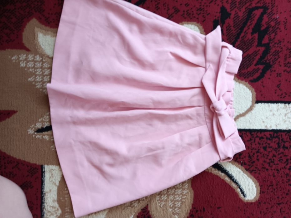 Fustă elegantă Stradivarius xs