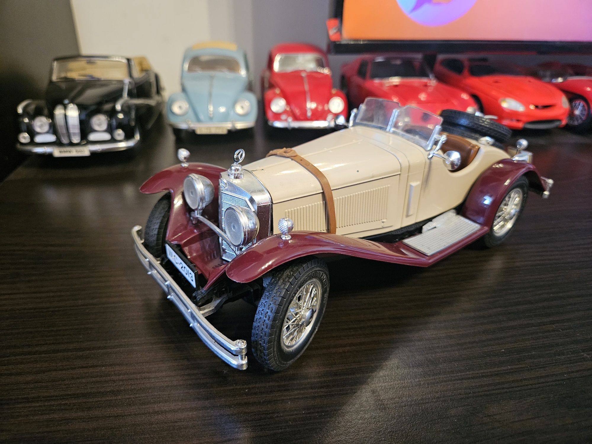 Machete 1:18 burago