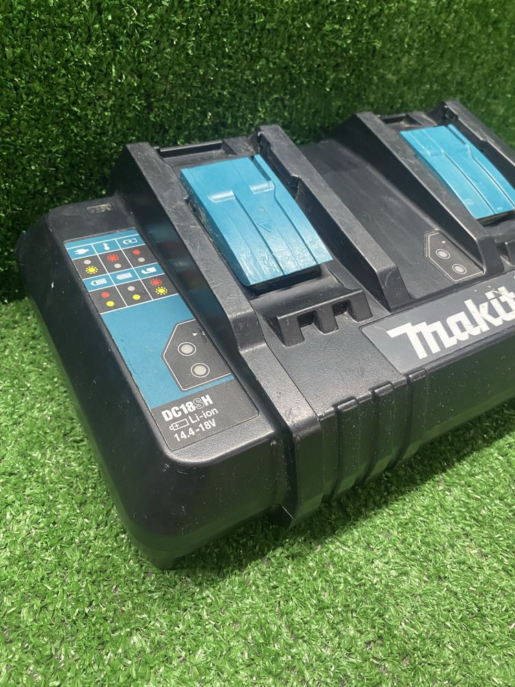 Двойно зарядно Makita DC18SH
